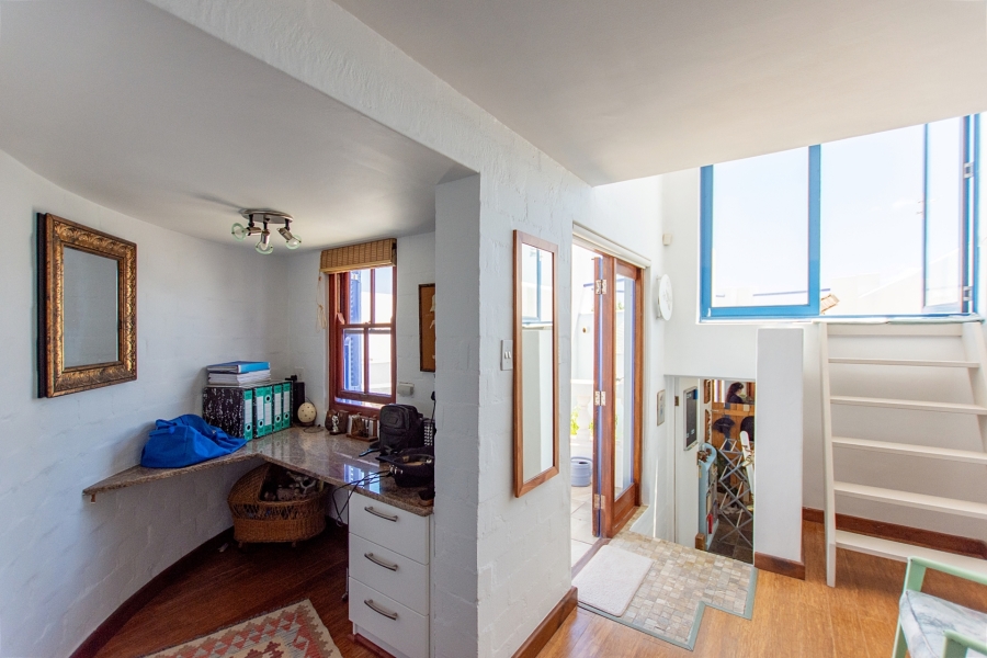 3 Bedroom Property for Sale in Paradise Beach Western Cape